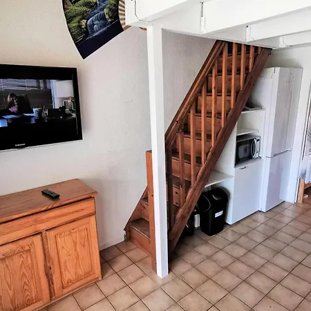 Résidence Grande Bleue - T1 Cab Mezz 6 Couchages Port Mae-8354 Villa